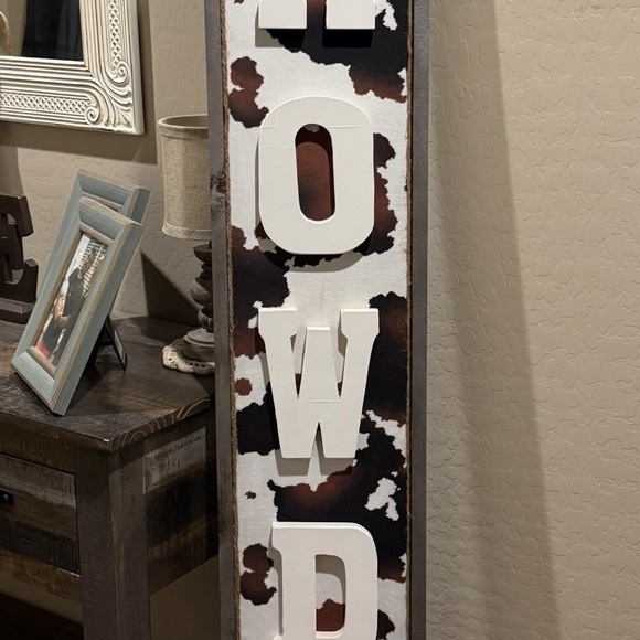 Handmade Rustic Brown and White 'Howdy' Decor or porch leaner/sign about 62”x10”